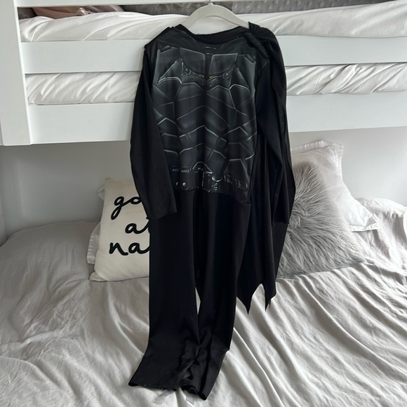 kids Batman Costume (size Small) - Picture 1 of 4